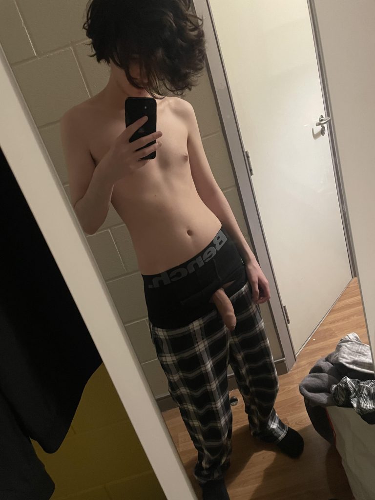 Naked Twinks guys pic