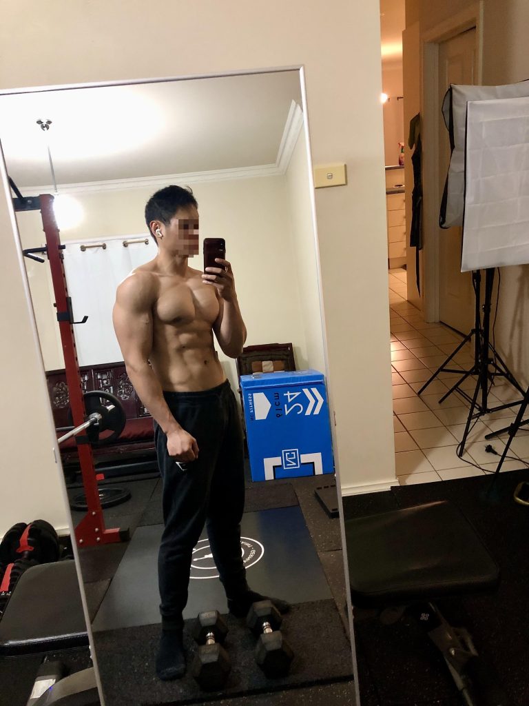 Naked muscular man pics